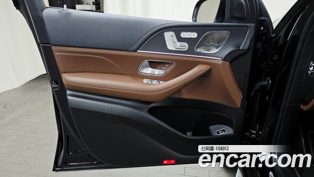 Mercedes-Benz GLS-Class (X167) GLS450d 4MATIC 2024 — фото 24