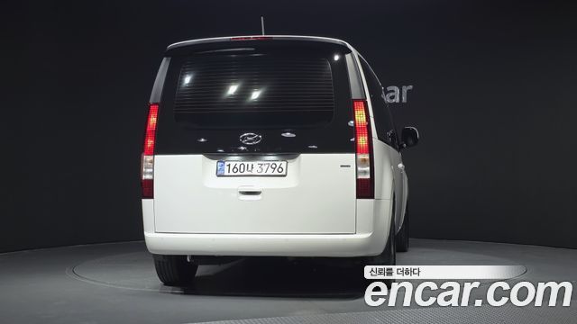 Hyundai Staria 4WD Tourer 9-Seater Modern 2022 — фото 4