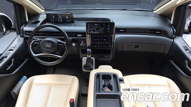 Hyundai Staria 4WD Tourer 9-Seater Modern 2022 — фото 7