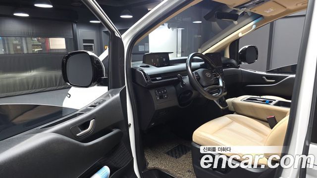 Hyundai Staria 4WD Tourer 9-Seater Modern 2022 — фото 10