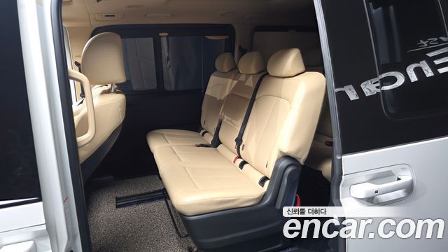Hyundai Staria 4WD Tourer 9-Seater Modern 2022 — фото 12