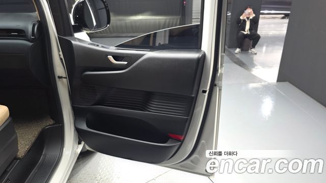Hyundai Staria 4WD Tourer 9-Seater Modern 2022 — фото 25