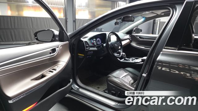 Hyundai Grandeur Hybrid (IG) Exclusive Special 2019 — фото 10