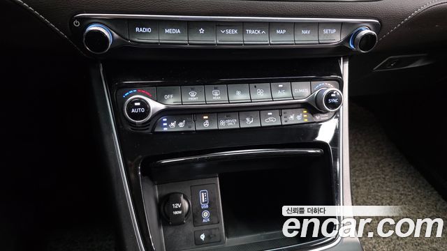 Hyundai Grandeur Hybrid (IG) Exclusive Special 2019 — фото 17