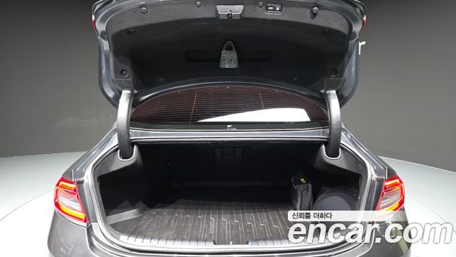 Hyundai Grandeur Hybrid (IG) Exclusive Special 2019 — фото 20
