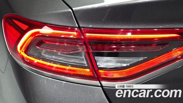 Hyundai Grandeur Hybrid (IG) Exclusive Special 2019 — фото 23