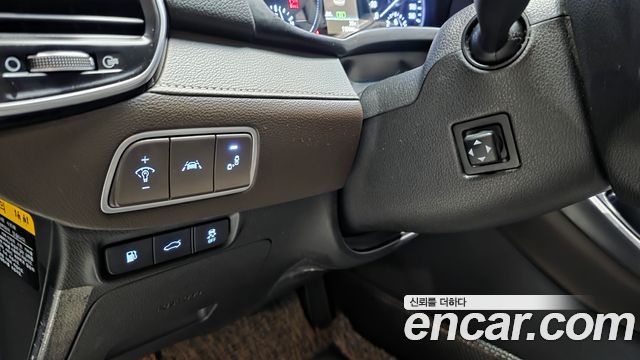 Hyundai Grandeur Hybrid (IG) Exclusive Special 2019 — фото 30