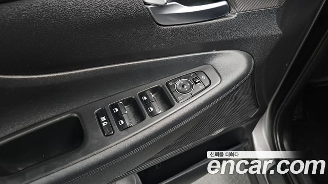 Hyundai Santa Fe (TM) Gasoline 2.0T 2WD Exclusive 2020 — фото 33