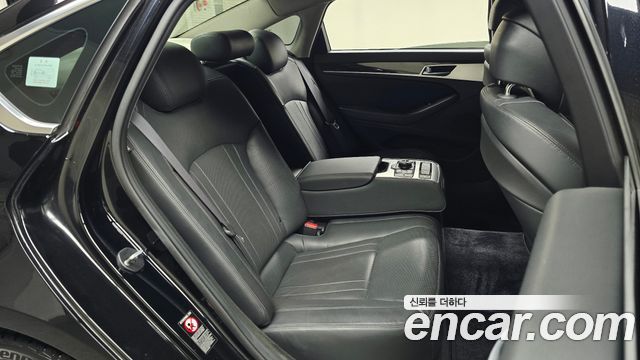 Genesis G80 3.3 GDI AWD Luxury 2020 — фото 11