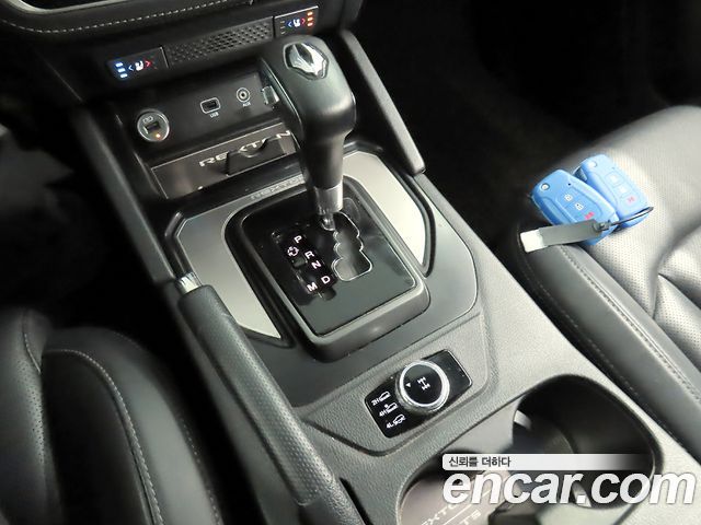KG Mobility (SsangYong) Rexton Sports Diesel 2.2 4WD Prestige Special 2021 — фото 9