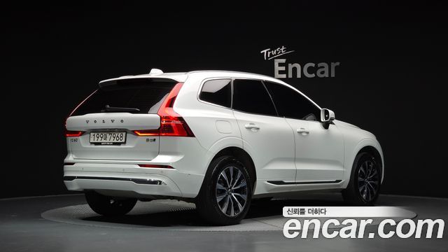 Volvo XC60 (II) B5 Ultra Bright 2025 — фото 2