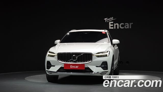 Volvo XC60 (II) B5 Ultra Bright 2025 — фото 3