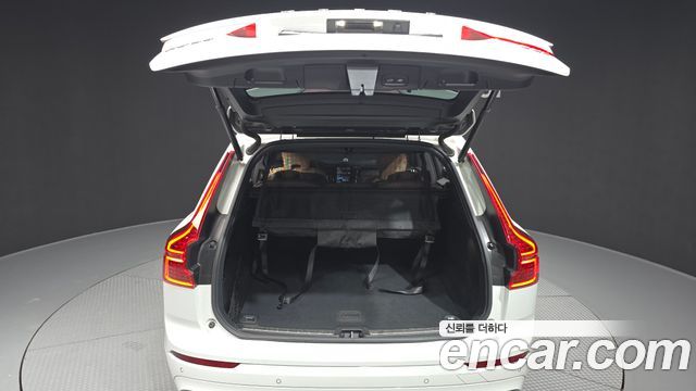 Volvo XC60 (II) B5 Ultra Bright 2025 — фото 20