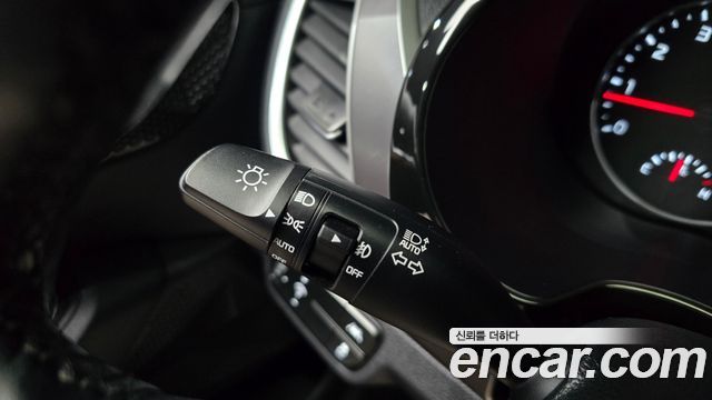 Kia Seltos Gasoline 1.6 Turbo 2WD Noblesse 2020 — фото 28