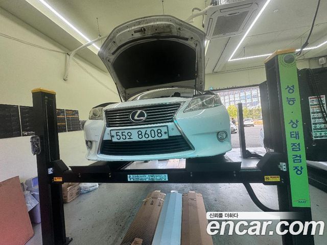 Lexus ES300h Supreme XV60