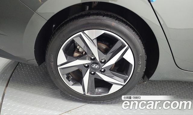 Hyundai Avante Hybrid (CN7) Inspiration 2023 — фото 5