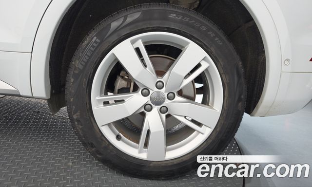 Audi Q5 (FY) 40 TDI Quattro Premium 2020 — фото 21