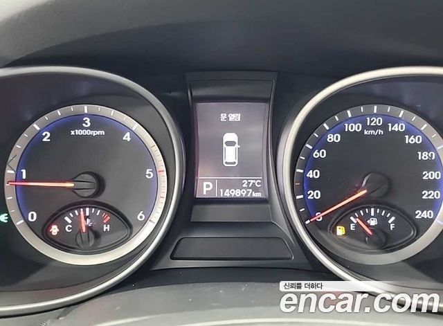 Hyundai Santa Fe (DM) Diesel(e-VGT) 2.0 2WD Morden 2013 — фото 6