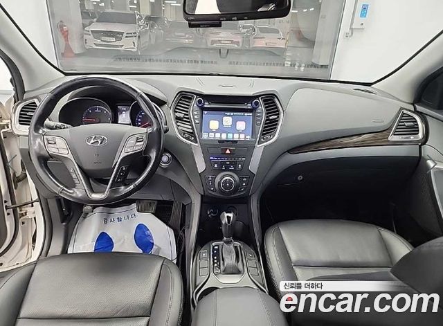 Hyundai Santa Fe (DM) Diesel(e-VGT) 2.0 2WD Morden 2013 — фото 7