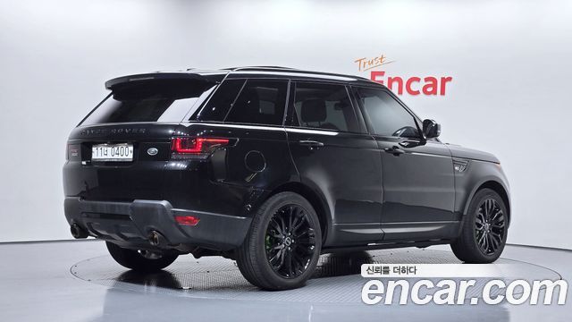 Land Rover Range Rover Sport (II) 5.0 SVR 2015 — фото 2