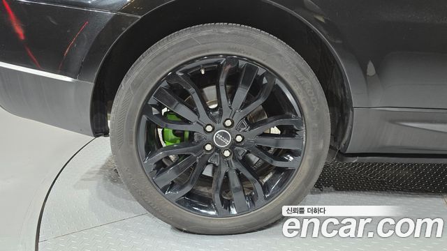 Land Rover Range Rover Sport (II) 5.0 SVR 2015 — фото 5
