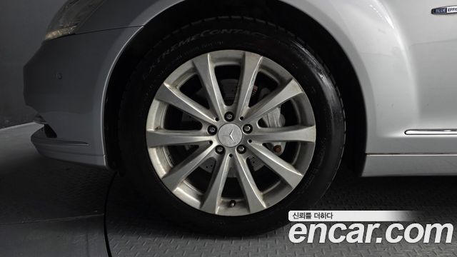 Mercedes-Benz S-Class (W221) S350L 2012 — фото 5