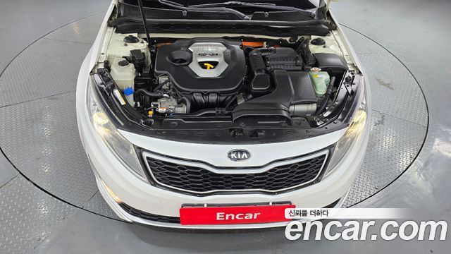 Kia K5 Hybrid Prestige 2012 — фото 6