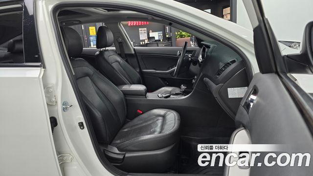 Kia K5 Hybrid Prestige 2012 — фото 11
