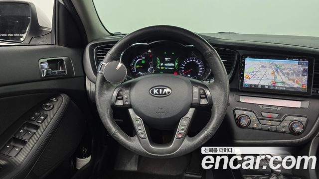 Kia K5 Hybrid Prestige 2012 — фото 13