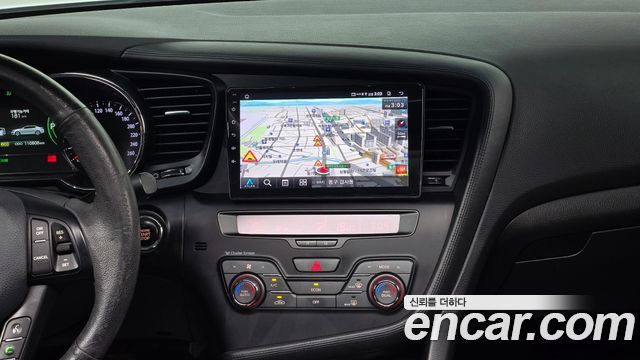 Kia K5 Hybrid Prestige 2012 — фото 16
