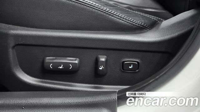 Kia K5 Hybrid Prestige 2012 — фото 17
