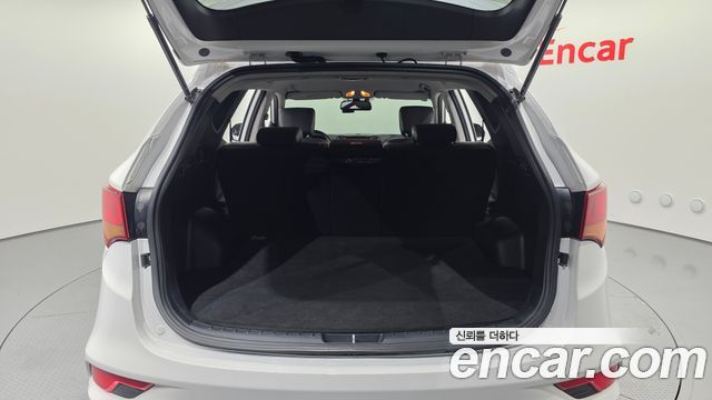 Hyundai Santa Fe The Prime Diesel 2.0 4WD Exclusive 2016 — фото 16