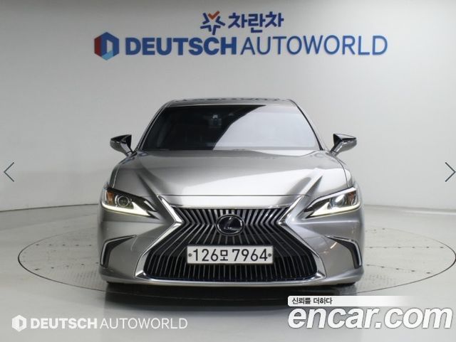 Lexus ES300h (VII) Luxury 2019 — фото 3