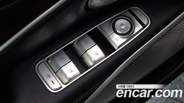 Kia K9 3.8 GDI AWD PlatinumⅢ 2020 — фото 29