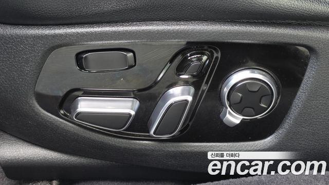 Kia K9 3.8 GDI AWD PlatinumⅢ 2020 — фото 31