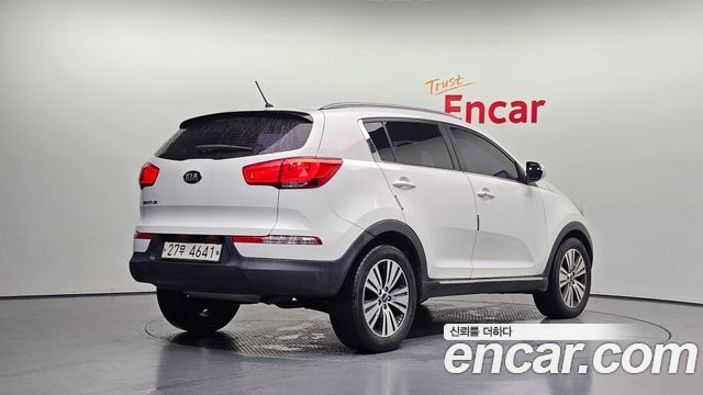 Kia Sportage R Diesel 2WD Trendy 2015 — фото 2
