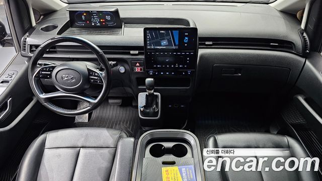 Hyundai Staria Cargo 5-Seater Modern 2022 — фото 7