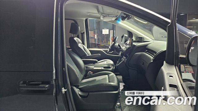 Hyundai Staria Cargo 5-Seater Modern 2022 — фото 12