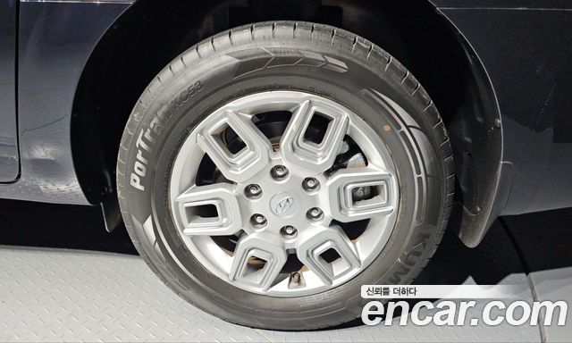 Hyundai Staria Cargo 5-Seater Modern 2022 — фото 21