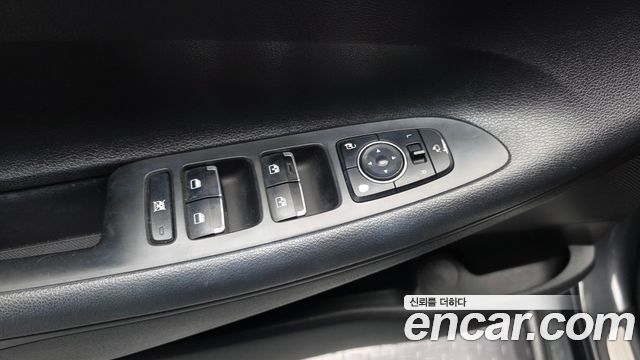 Hyundai Grandeur (IG) 2.4 Modern 2018 — фото 31