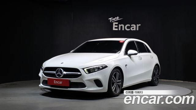Mercedes-Benz A-Class (W177) A220 Hatchback