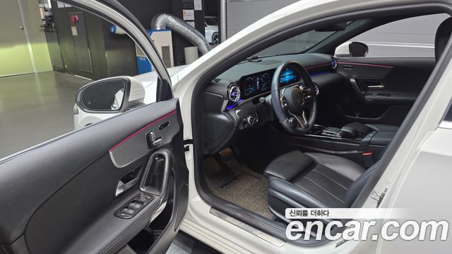 Mercedes-Benz A-Class (W177) A220 Hatchback 2021 — фото 10
