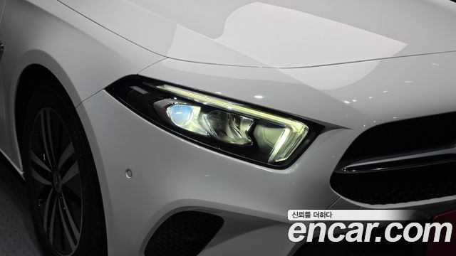 Mercedes-Benz A-Class (W177) A220 Hatchback 2021 — фото 22