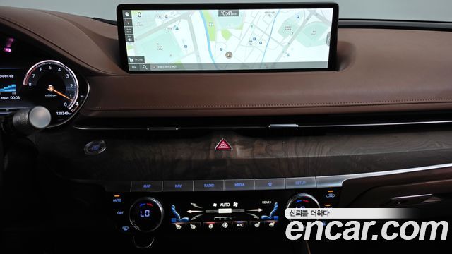 Genesis G80 (RG3) Gasoline 3.5 Turbo AWD 2021 — фото 12