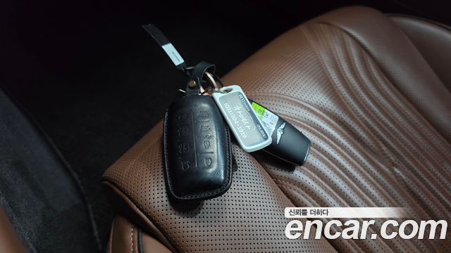 Genesis G80 (RG3) Gasoline 3.5 Turbo AWD 2021 — фото 15