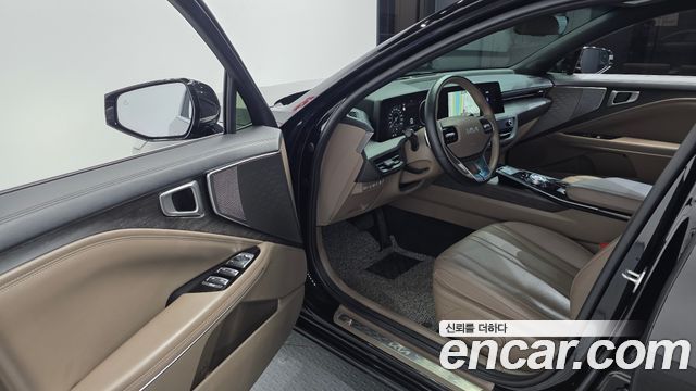 Kia K8 2.5 Gasoline 2WD Noblesse 2023 — фото 10