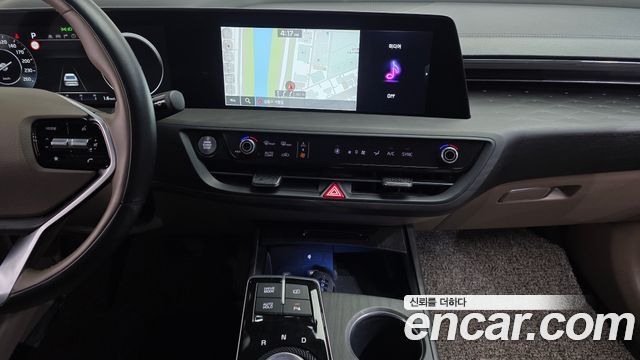 Kia K8 2.5 Gasoline 2WD Noblesse 2023 — фото 15