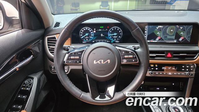 Kia Seltos Gasoline 1.6 Turbo 2WD Signature 2024 — фото 13