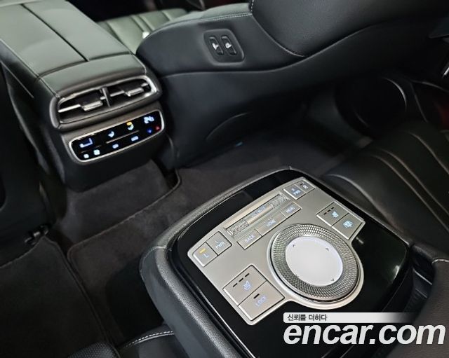 Genesis Electrified G80 (RG3) e-AWD 2022 — фото 17