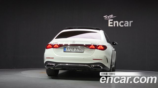 Mercedes-Benz E-Class (W214) E300 4MATIC AMG Line 2026 — фото 4